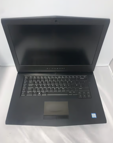 ALIENWARE 15 R4 i7 8750H 16GB RAM GTX 1070 256GB SSD & 1TB HDD